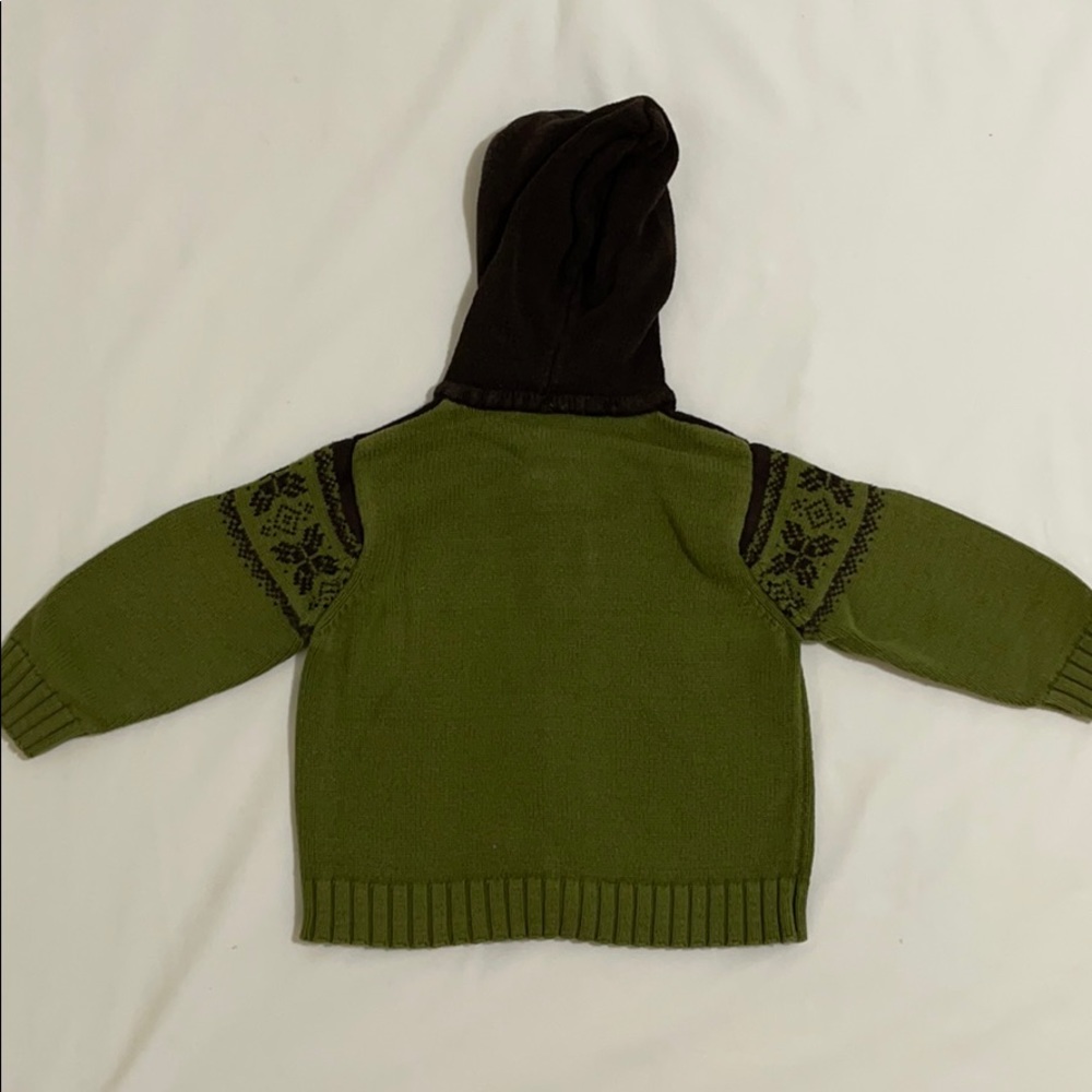 2 Sweaters - Picture 7 of 11